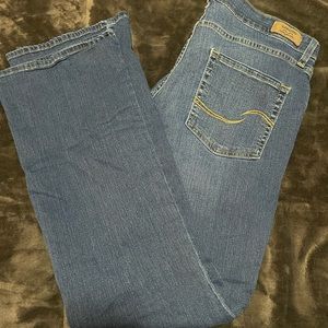 Signature Levi Bootcut jeans